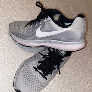 Nike‎ Zoom Shoes - Size 7
